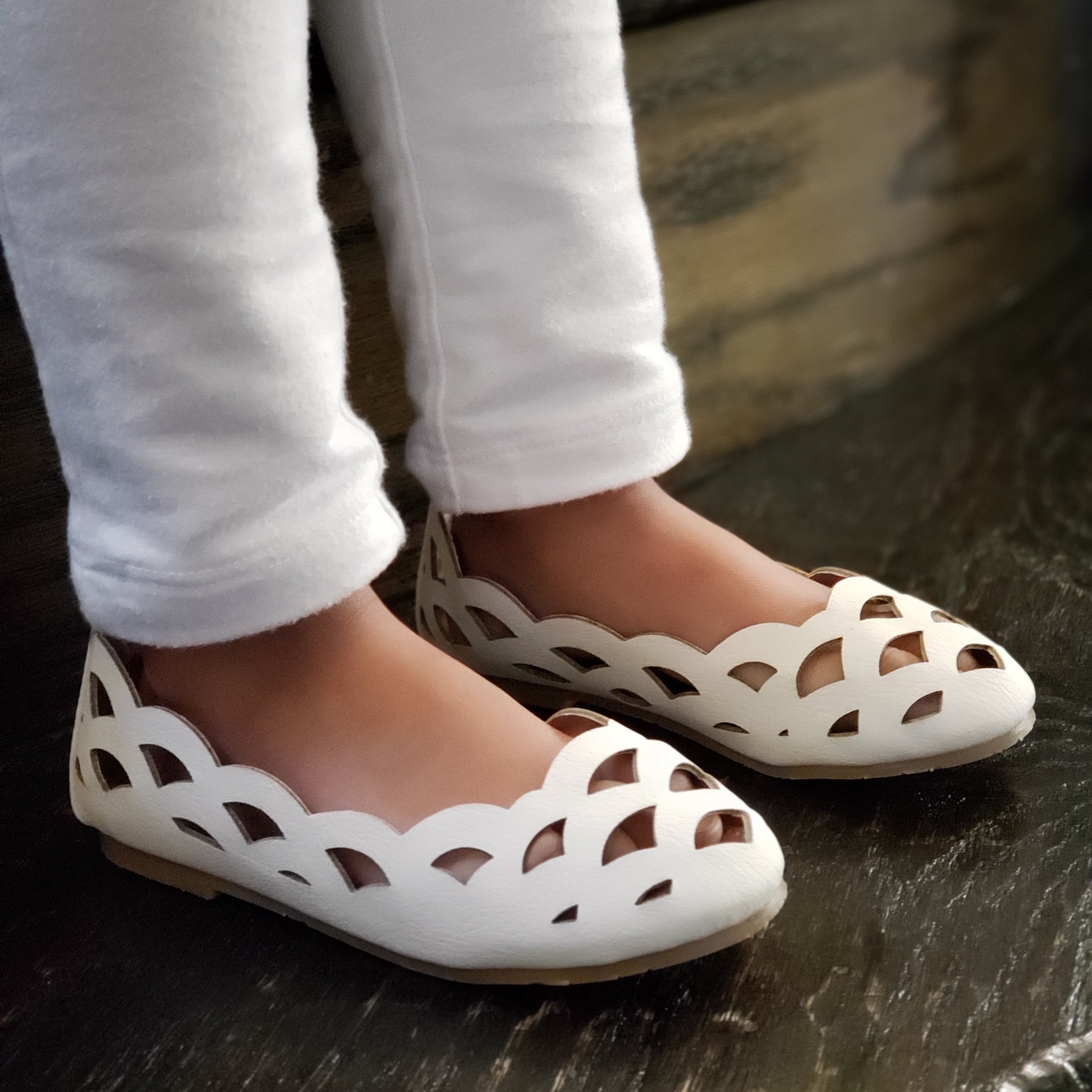 Cut out ballet flats sale